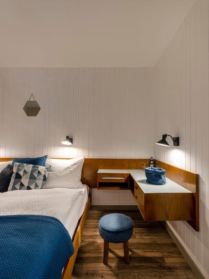 Hotel Historique Chez Elsy - Crans-Sapins Luaran gambar