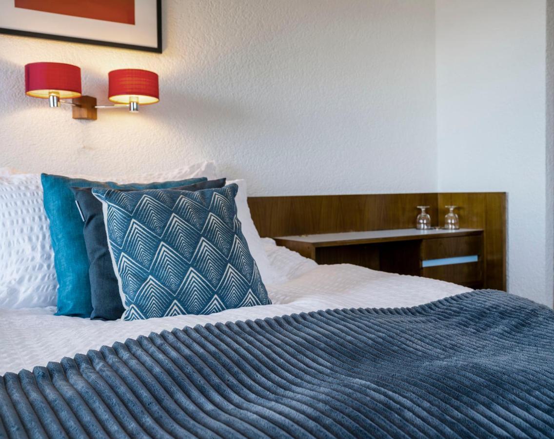 Hotel Historique Chez Elsy - Crans-Sapins Luaran gambar