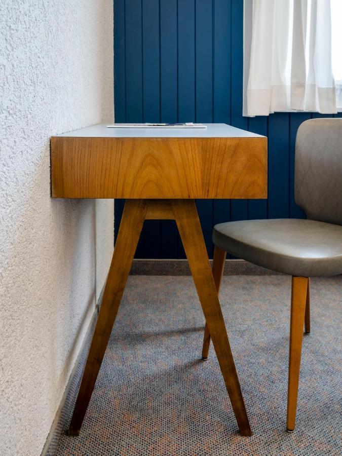 Hotel Historique Chez Elsy - Crans-Sapins Luaran gambar